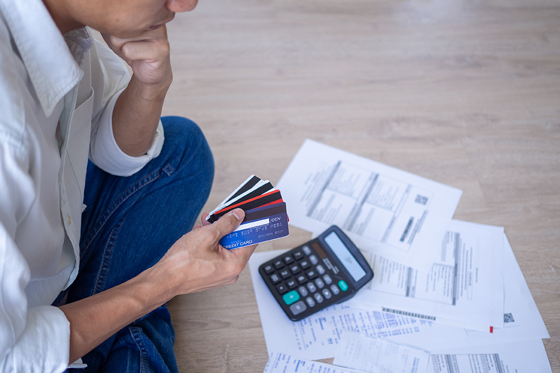 Don’t Get Rid of Credit Card Debt in This Way